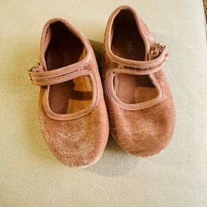 ZARA Kids pink suede flats